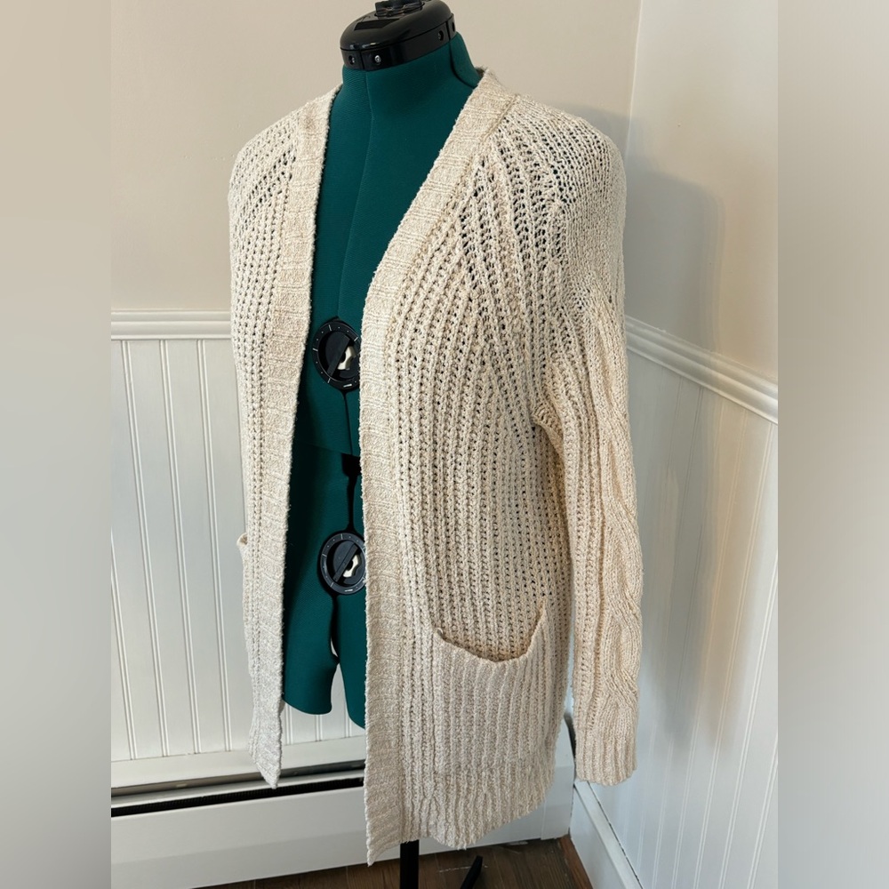 American Eagle Chunkier Open Weave Cardigan in Cream color, size XS